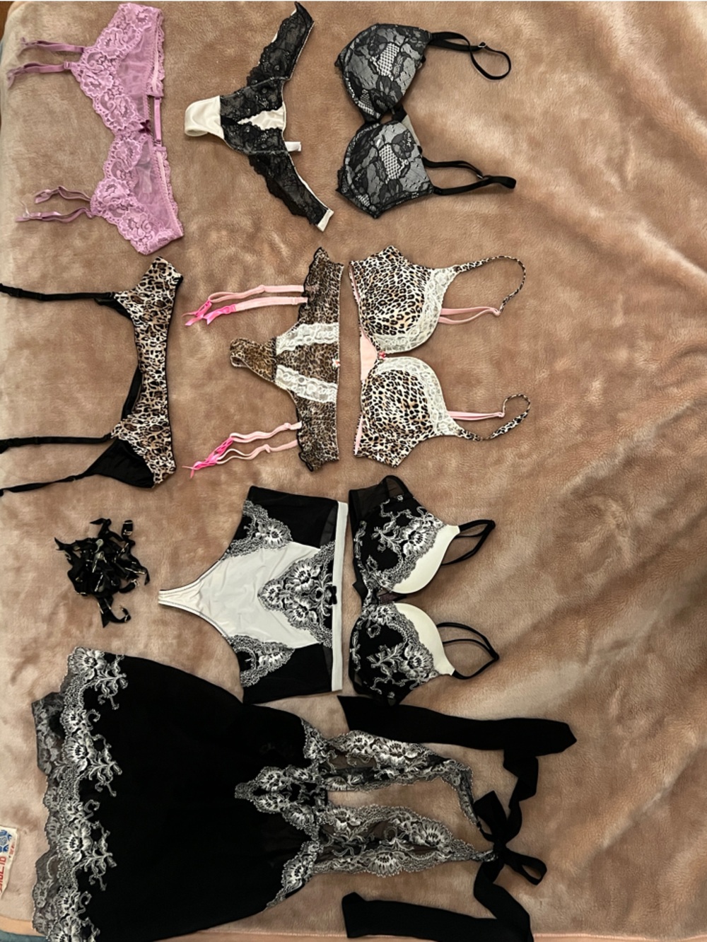 Victoria’s Secret Lingerie Lot